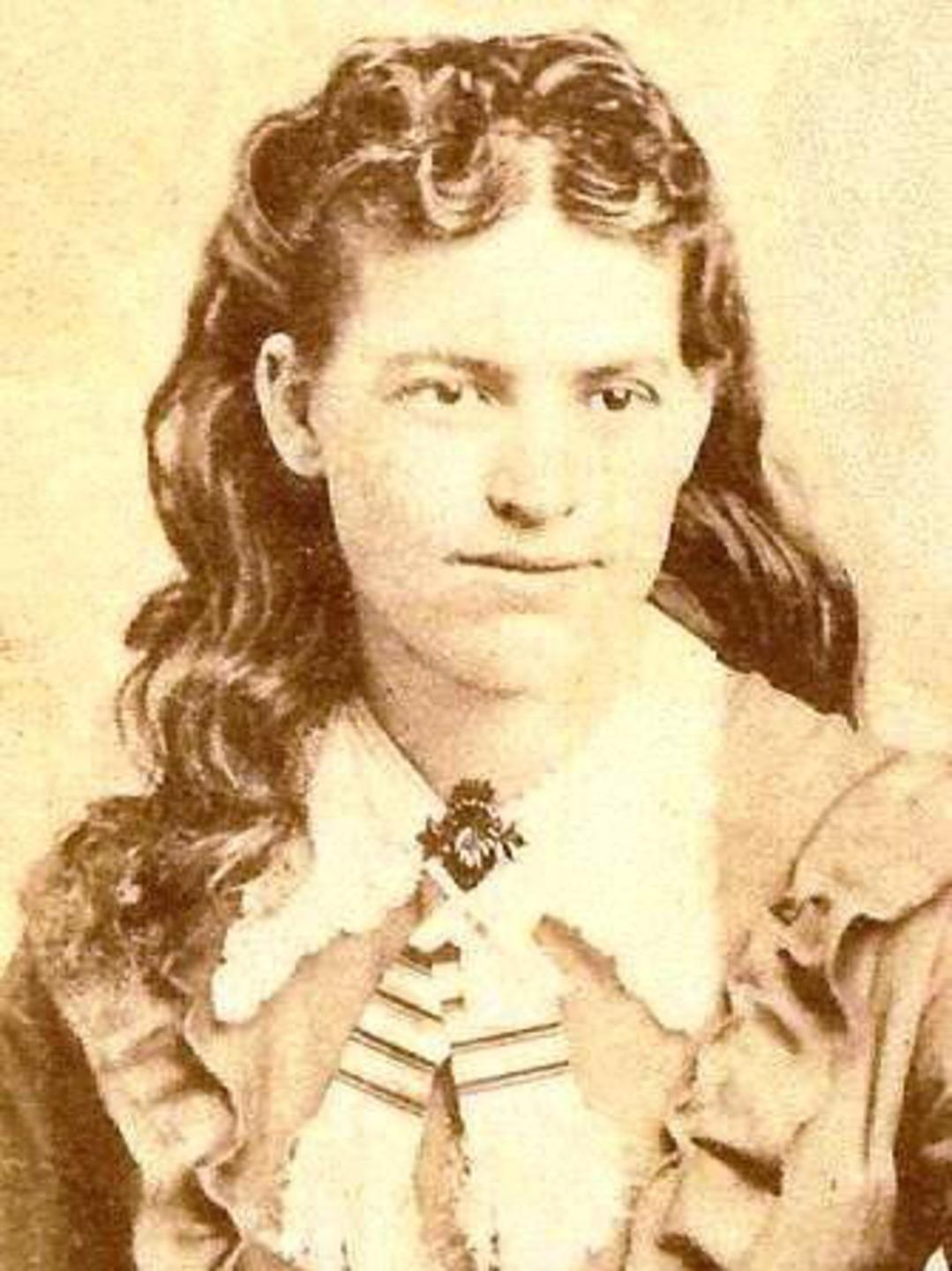 Mary Patterson Hunter (1849 - 1926) Profile